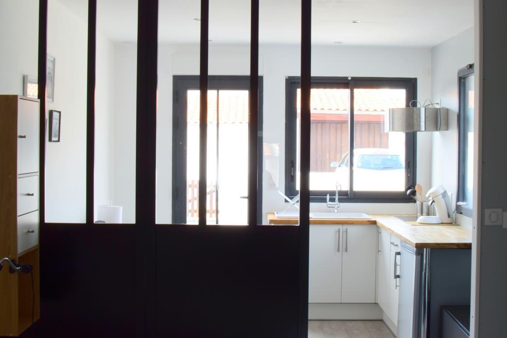 Location Les 4 Vents Apartman La Rochelle  Szoba fotó